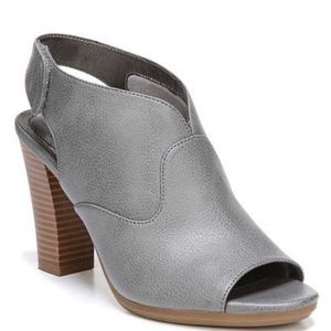 BRAND NEW Gray Sling Back Shoe